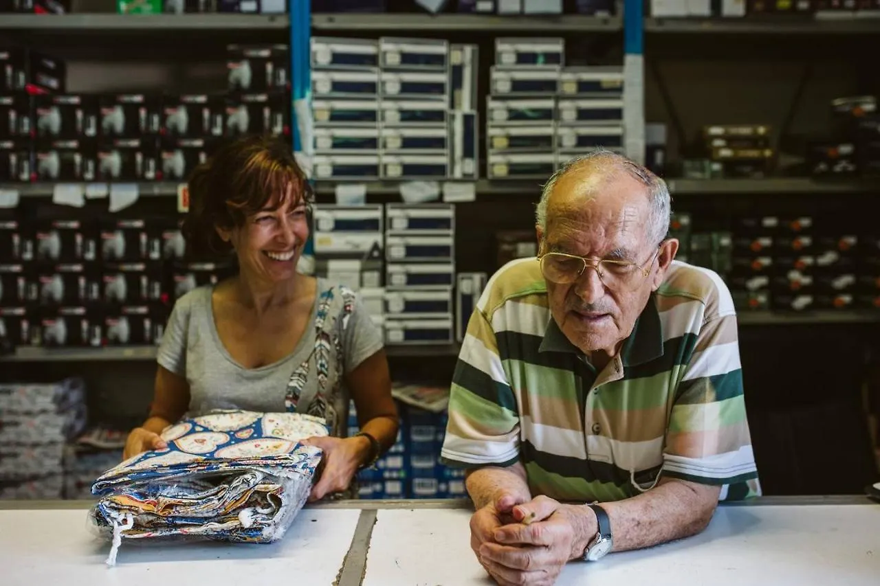 Stay Local In Alfama! Alice Central Home, Near River Lissabon
