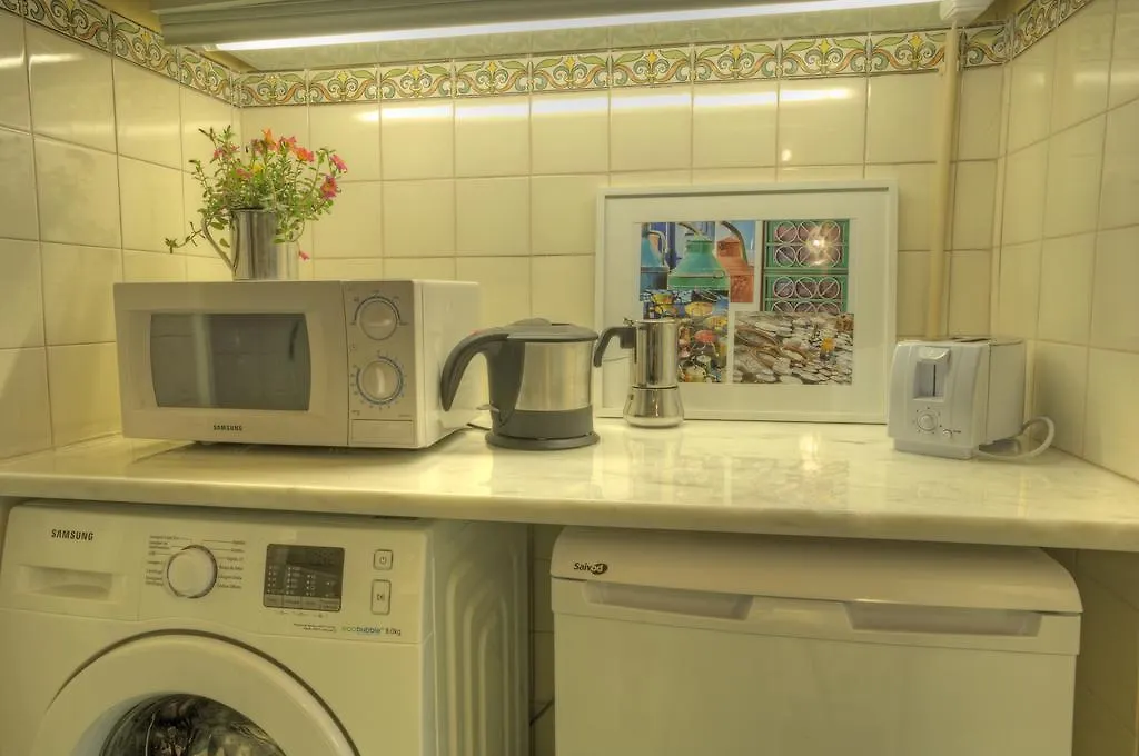 Stay Local In Alfama! Alice Central Home, Near River Lissabon Appartement