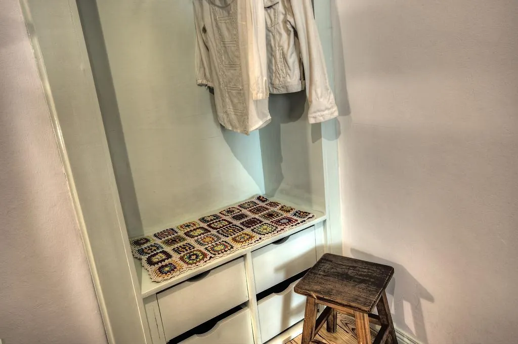 Stay Local In Alfama! Alice Central Home, Near River Lissabon Appartement